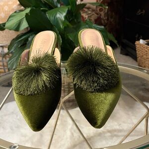 Lovirs Luxurious Green Velvet Mules Pom-Pom Slip-on backless Mules